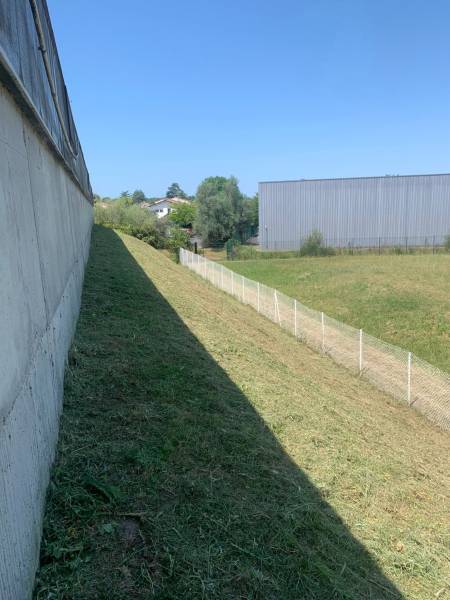 Tonte de terrains difficiles et en pente aux alentours de bordeaux