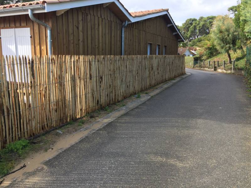 Mise en place de ganivelle sur le Cap Ferret