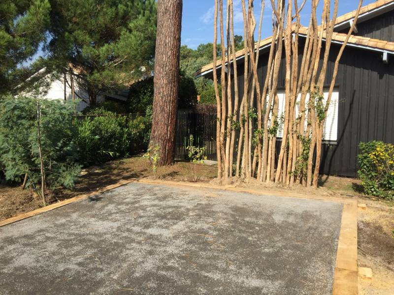 Aménagement de piquets de parcs à huitres à Lège Cap Ferret